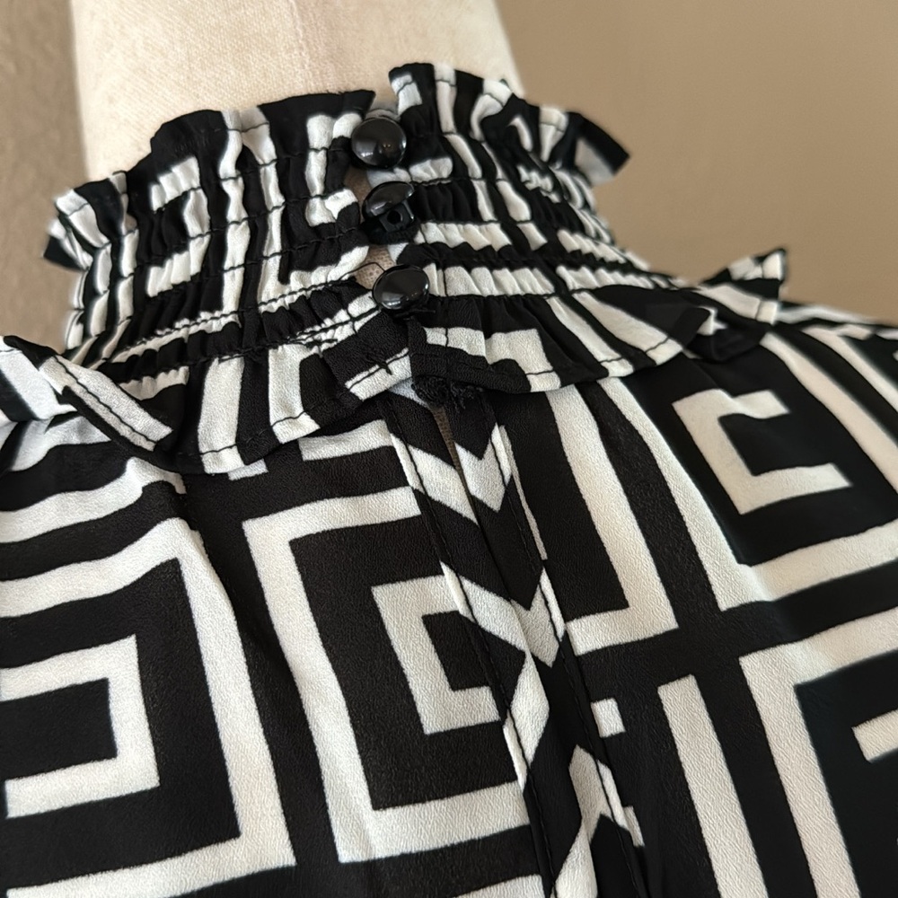 Geo black and white top with mock neck - Picture 6 of 9